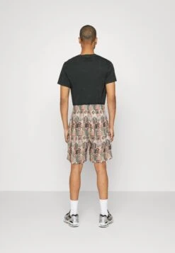 Kaotiko Alejandria Unisex - Shorts - Beige -Kaotiko Fashion Shop 0b9b43ebc23346e58cdf8d86a329b4b1