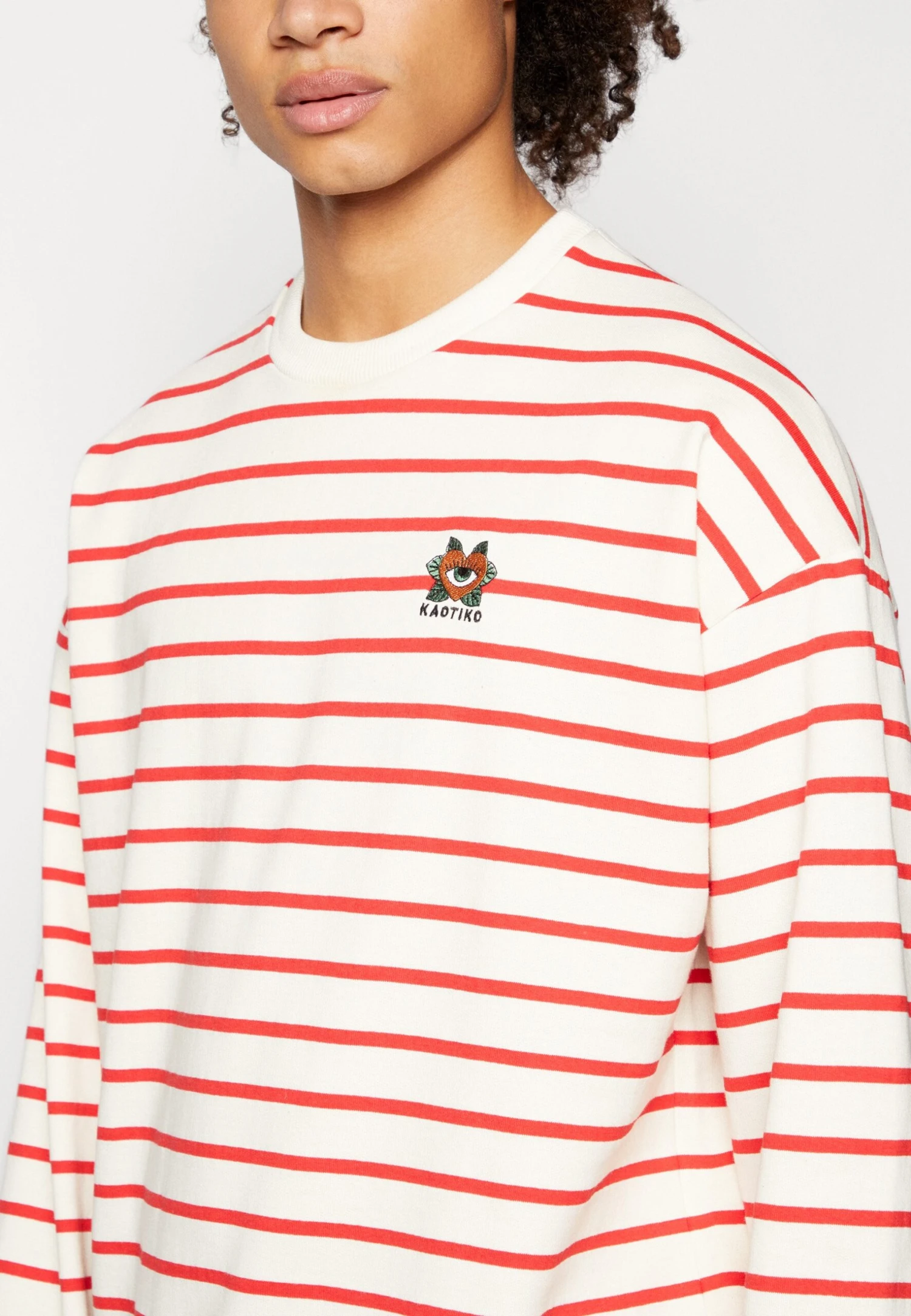 Kaotiko Crew Heart Stripes - Sweatshirt - Red/Ivory 6 Kaotiko Crew Heart Stripes - Sweatshirt - Red/Ivory - Image 6