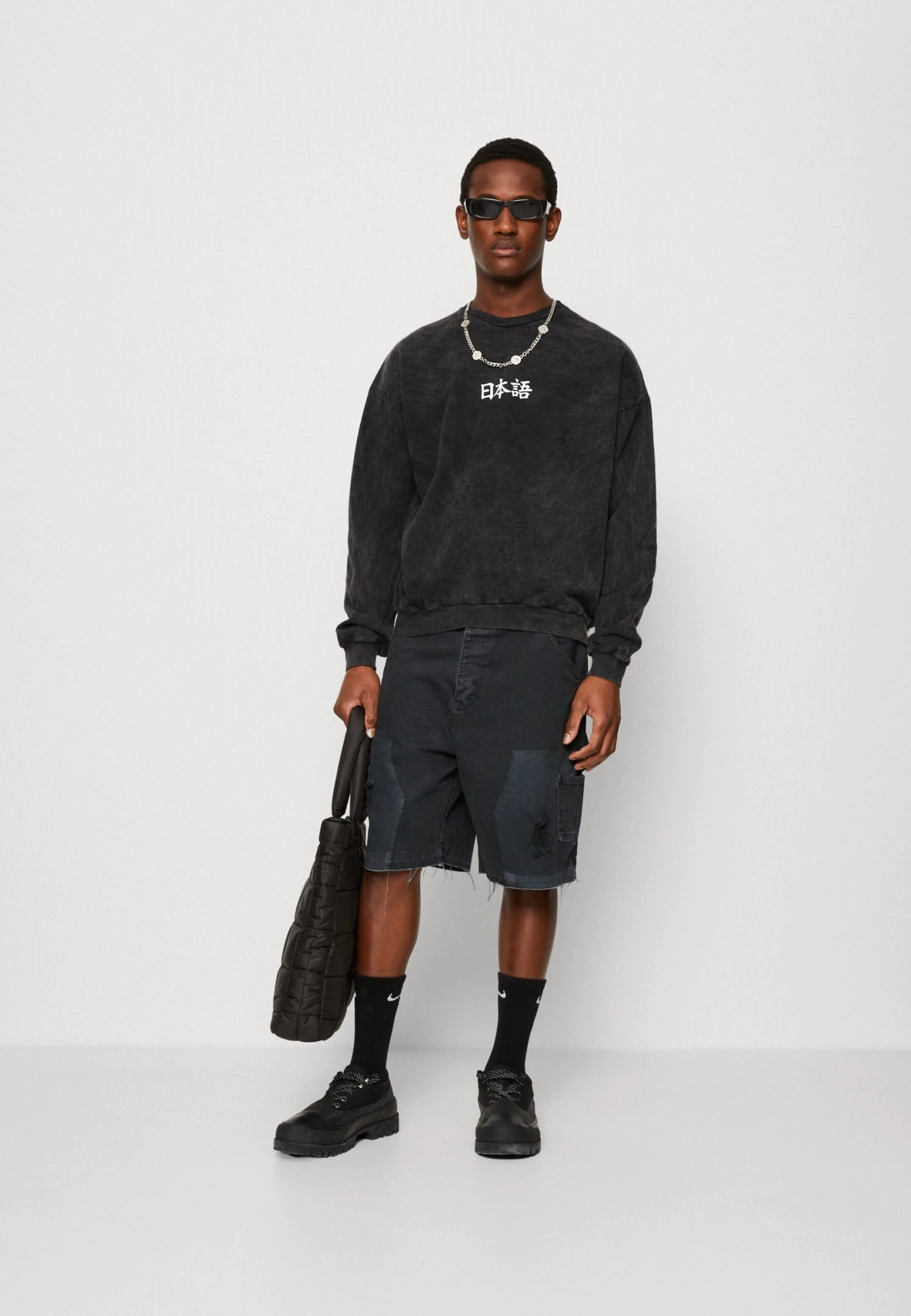 Kaotiko Crew Washed Heron Japan Unisex - Sweatshirt - Black 2 Kaotiko Crew Washed Heron Japan Unisex - Sweatshirt - Black - Image 2