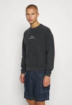 Kaotiko Crew Washed Isis Unisex - Sweatshirt - Black 8 Kaotiko Crew Washed Isis Unisex - Sweatshirt - Black -Kaotiko Fashion Shop 1e7bae41d47e46058ec3d948284b050f