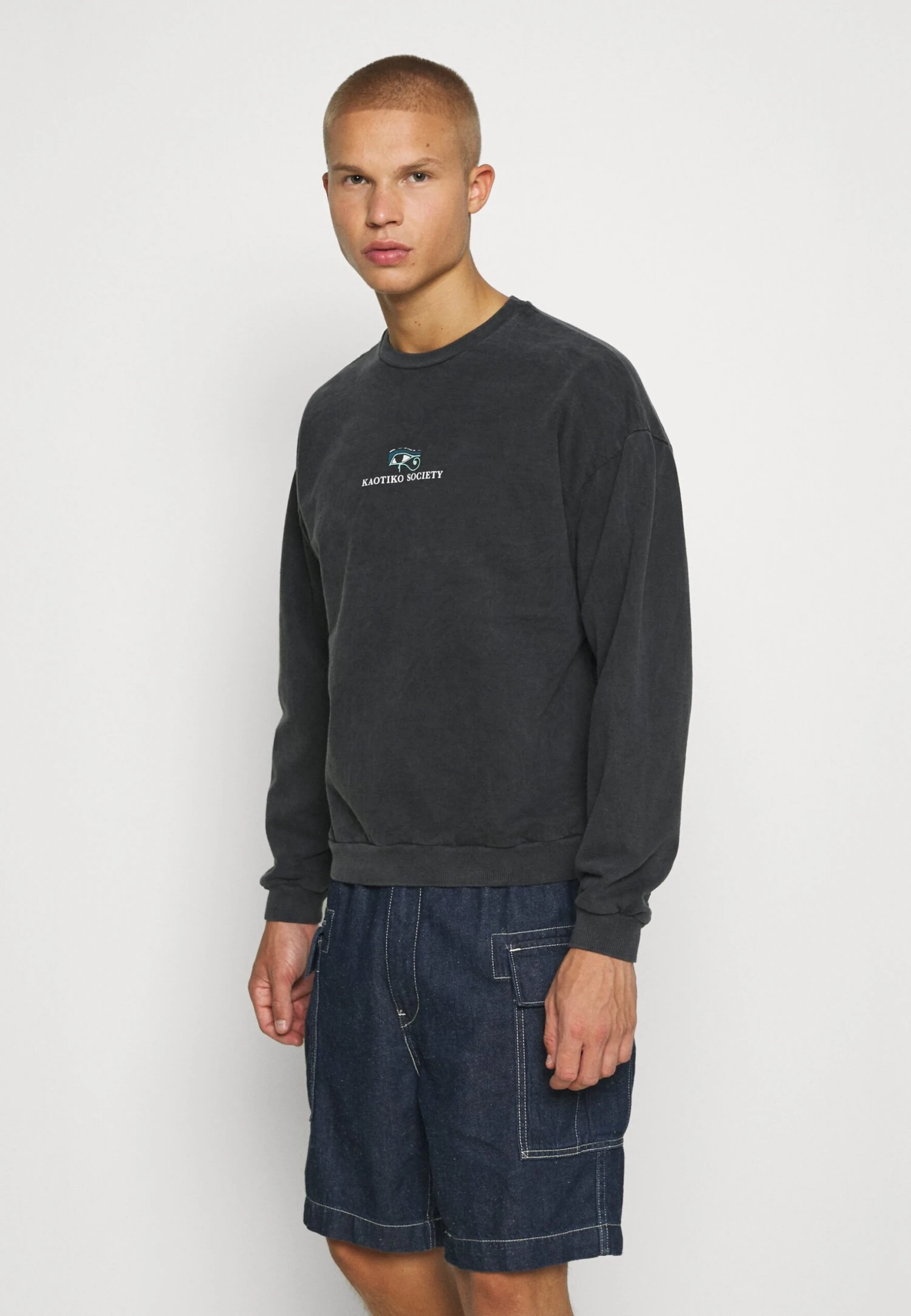 Kaotiko Crew Washed Isis Unisex - Sweatshirt - Black 3 Kaotiko Crew Washed Isis Unisex - Sweatshirt - Black - Image 3