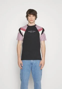 Kaotiko Joss Unisex - Print T-Shirt - Black/Malva/Burgundy