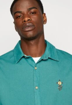 Kaotiko Washed Snake Unisex - Shirt - Steel -Kaotiko Fashion Shop 373f5c15faf1493ab5a4a27150327b0e