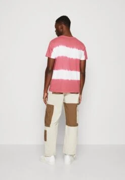 Kaotiko Tie Dye Sun Unisex - Print T-Shirt - Burgundy -Kaotiko Fashion Shop 46dc9b43503940d3810687d3b86fbdae