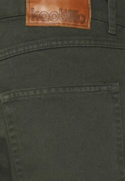 Kaotiko Pant Regular Cropped - Trousers - Dark Army -Kaotiko Fashion Shop 4f21e880757d49eba804d1dc767c8f34