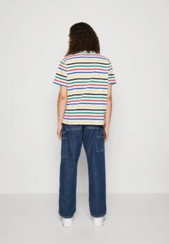 Kaotiko Niccolo Unisex - Print T-Shirt - Red/Blue/Green -Kaotiko Fashion Shop 520abe5ad15743e5832af7e699406a92