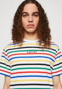 Kaotiko Niccolo Unisex - Print T-Shirt - Red/Blue/Green -Kaotiko Fashion Shop 534a88ab06e34465b8d9f2eb066a8291