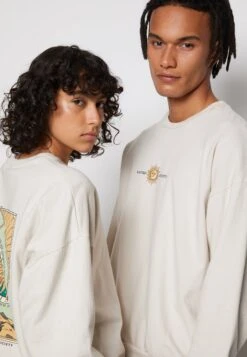 Kaotiko Crew Washed Sun - Sweatshirt - Beige 11 Kaotiko Crew Washed Sun - Sweatshirt - Beige -Kaotiko Fashion Shop 63df71c9825a4ab8bb8fecc5cfdf2725