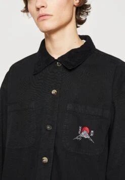 Kaotiko Fuji Jacket Unisex - Summer Jacket - Black -Kaotiko Fashion Shop 645667577e274cf989dc458527da8e6b