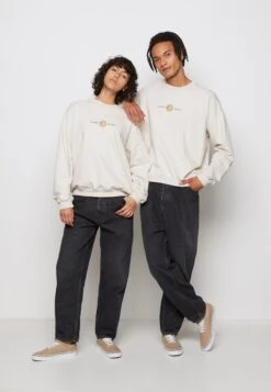 Kaotiko Crew Washed Sun - Sweatshirt - Beige 10 Kaotiko Crew Washed Sun - Sweatshirt - Beige -Kaotiko Fashion Shop 81f76c86f0c343108a3fbc3bcd177870