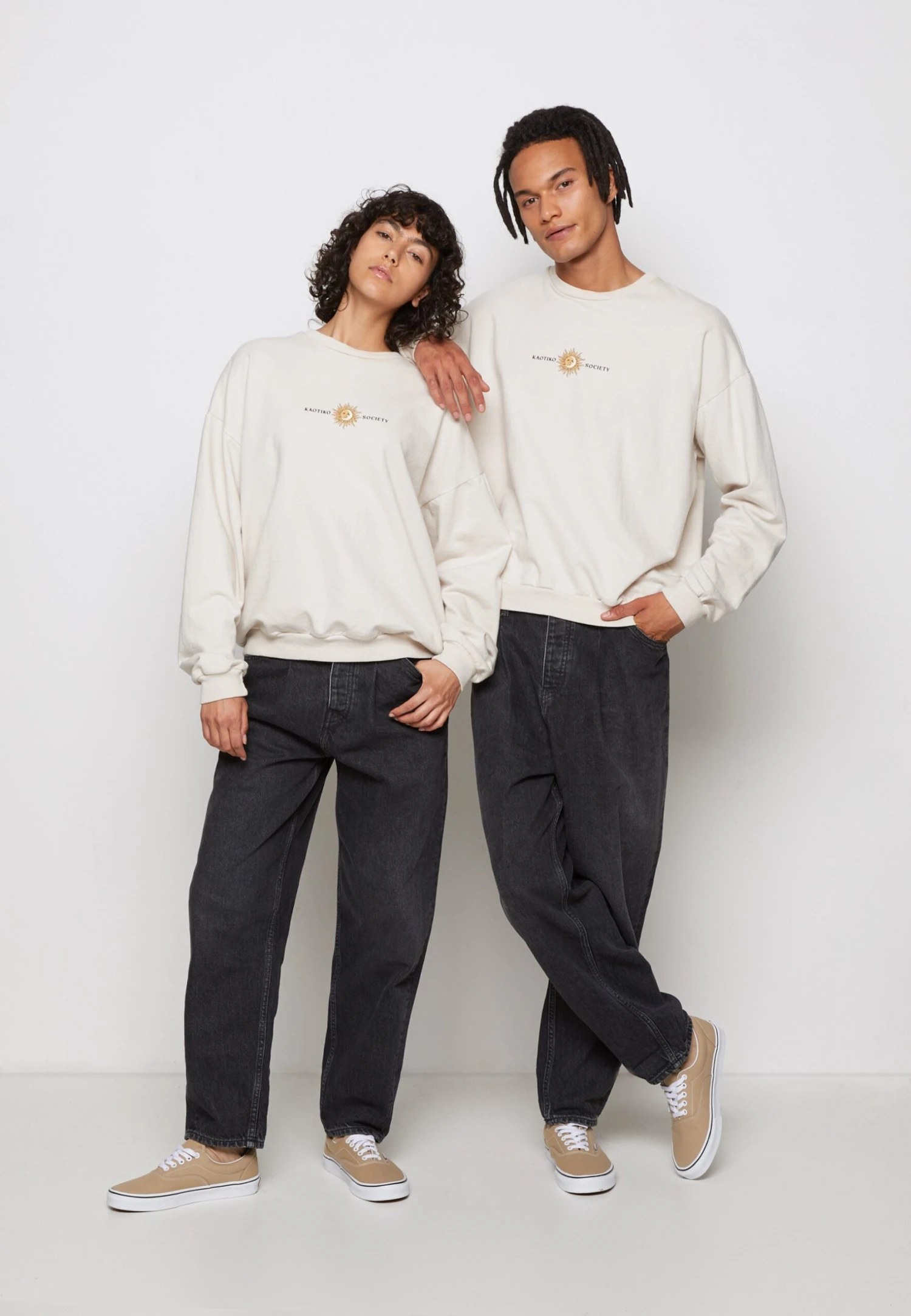 Kaotiko Crew Washed Sun - Sweatshirt - Beige 4 Kaotiko Crew Washed Sun - Sweatshirt - Beige - Image 4