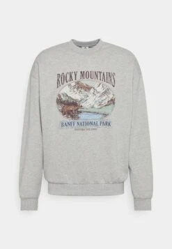 Kaotiko Crew Rocks Mountains Unisex - Sweatshirt - Grey -Kaotiko Fashion Shop 82ba5789014c40789e59a33fb54235bb