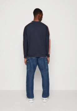 Kaotiko Crew Keoni Unisex - Sweatshirt - Navy/Burgundy/Malva -Kaotiko Fashion Shop 86570a2d2875474f8bbfbbca571617cc