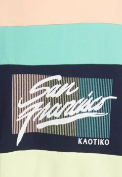 Kaotiko Crew 80´S San Francisco Unisex - Sweatshirt - Navy -Kaotiko Fashion Shop 86b3fe47cb394d8ca98a55d714a4077c