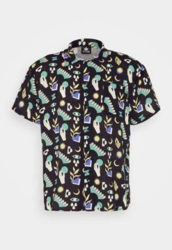 Kaotiko Shirt Minimal Unisex - Button-Down Blouse - Black -Kaotiko Fashion Shop 891cf1c5f64f4677b38a17088b5e6c8d