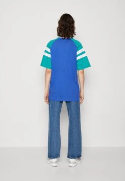 Kaotiko Levin Unisex - Print T-Shirt - Heura/Ivory/Steel -Kaotiko Fashion Shop 8dd90edbb8c34464b53d59bd06f29c5f