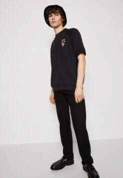 Kaotiko Crew Tear Eye Unisex - Print T-Shirt - Black 9 Kaotiko Crew Tear Eye Unisex - Print T-Shirt - Black -Kaotiko Fashion Shop 934aaef50c7d4aaf89729f80783848a7