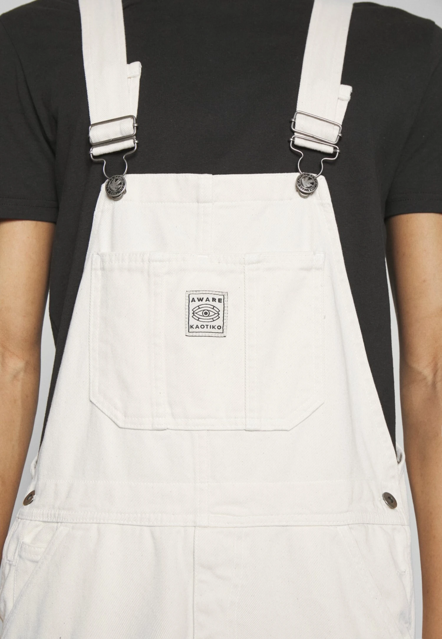 Kaotiko Overall Short Street Unisex - Dungarees - Denim White 5 Kaotiko Overall Short Street Unisex - Dungarees - Denim White - Image 5