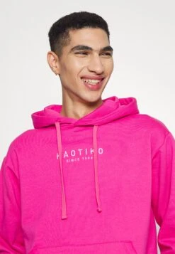 Kaotiko Vancouver Unisex - Hoodie - Fucsia -Kaotiko Fashion Shop ae16fb85a50a4747a0825c8d5fa1226a