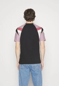 Kaotiko Joss Unisex - Print T-Shirt - Black/Malva/Burgundy -Kaotiko Fashion Shop ae96ceb1c73647bea3ad93393e1c4169