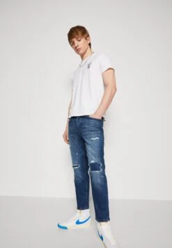 Kaotiko Washed Life Is Too Short Unisex - Print T-Shirt - White -Kaotiko Fashion Shop af4d1dc15ae745ac8af116d02da13ca2