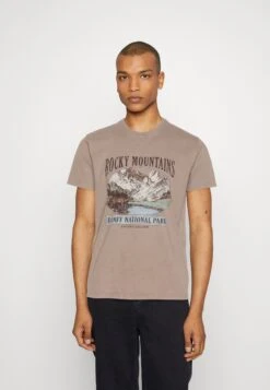 Kaotiko Rocky Mountains Unisex - Print T-Shirt - Dark Bone