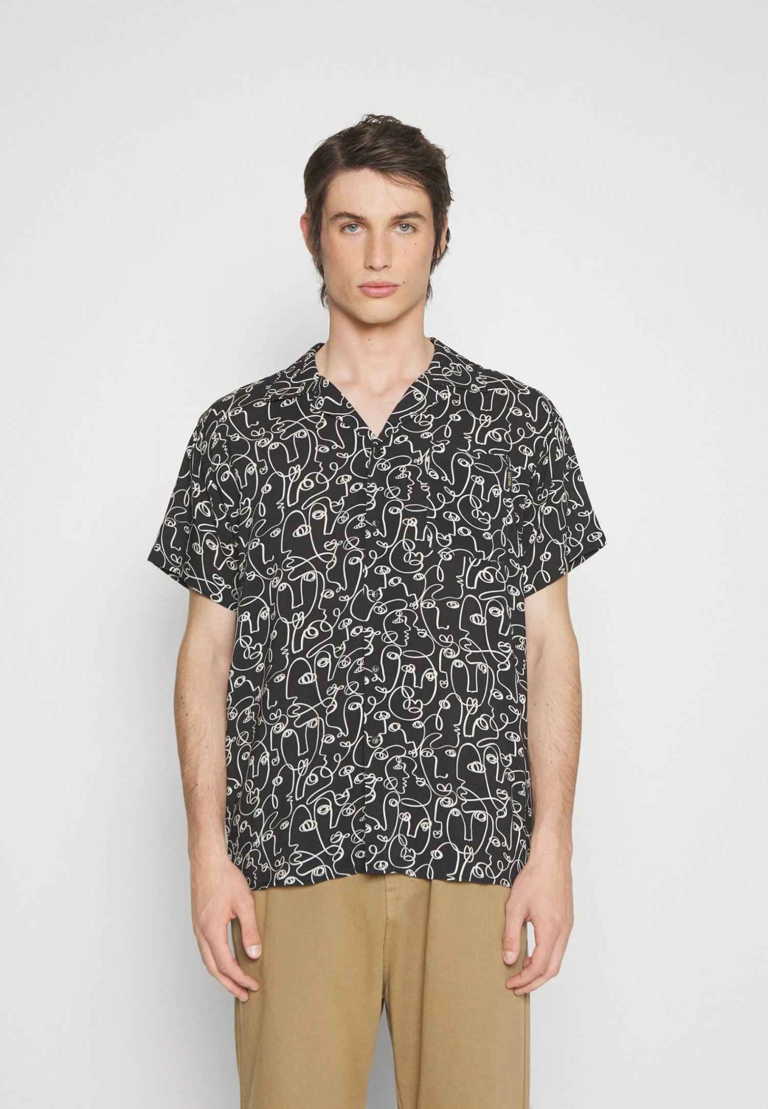 Kaotiko Shirt Faces Unisex - Shirt - Black/Ivory 1 Kaotiko Shirt Faces Unisex - Shirt - Black/Ivory