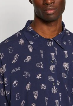 Kaotiko Camisa Atenas Unisex - Button-Down Blouse - Navy -Kaotiko Fashion Shop c19fe4d673c34a48b045e82323326ac9