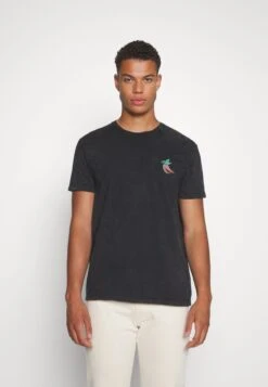 Kaotiko Washed Sunset - Print T-Shirt - Black 11 Kaotiko Washed Sunset - Print T-Shirt - Black -Kaotiko Fashion Shop c72d8f85087440daa4995e1e0cb954da