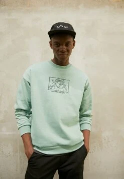 Kaotiko Crew Angels - Sweatshirt - Fresh Green