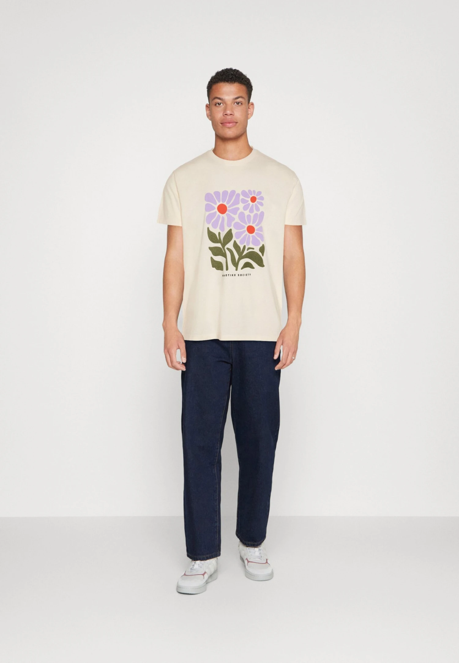 Kaotiko Washed Fleurs - Print T-Shirt - Ivory 2 Kaotiko Washed Fleurs - Print T-Shirt - Ivory - Image 2