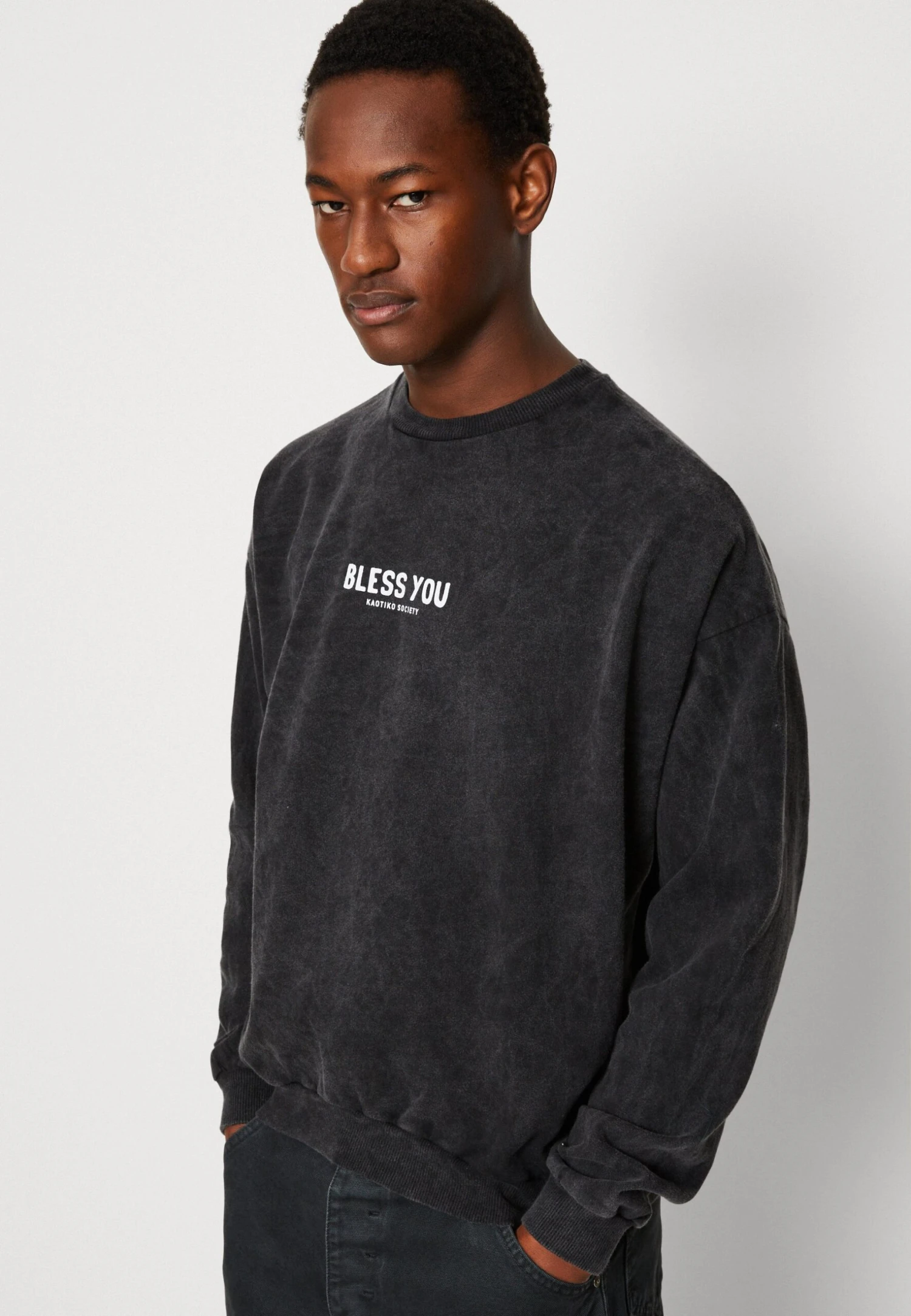 Kaotiko Crew Bless You Unisex - Sweatshirt - Black 4 Kaotiko Crew Bless You Unisex - Sweatshirt - Black - Image 4