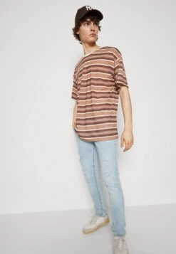 Kaotiko Luka Stripes Unisex - Print T-Shirt - Brown -Kaotiko Fashion Shop e98e40c1112d4078904f99510f30d3fd