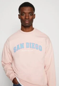 Kaotiko Crew San Diego College Unisex - Sweatshirt - Pink -Kaotiko Fashion Shop f0ffdbbdfa4d43288d3f40b51754c714