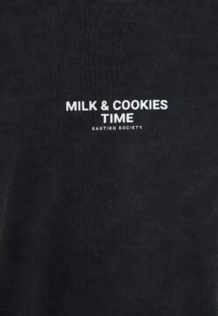 Kaotiko Washed Milk And Cookies - Print T-Shirt - Black -Kaotiko Fashion Shop f3135f551cff45a88d7767cf70888c58