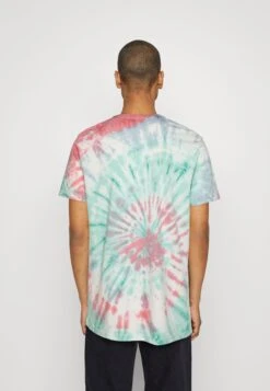 Kaotiko Tie Dye Thabo Unisex - Print T-Shirt - Green/Burgundy/Grape -Kaotiko Fashion Shop f6ed4d47752840bda93043452cc37c98